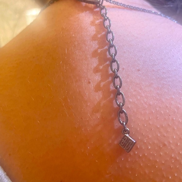 VINTAGE GIVENCHY NECKLACE - Picture 3 of 8